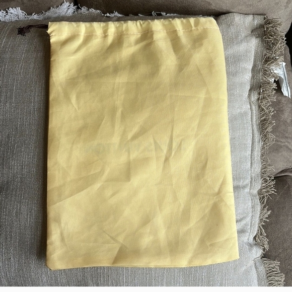 Louis Vuitton Yellow Cotton Dust Bag - Picture 3 of 3